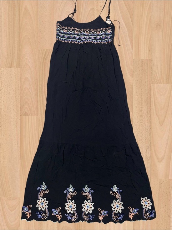 Flying Tomato Dresses & Skirts - Flying Tomato Black Maxi Dress with Multicolor Embroidery